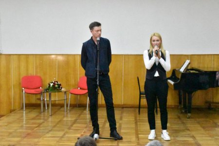 Творческая встреча артистов театра и кино Анастасии Паниной и Александра Давыдова с обучающимися нашего филиала