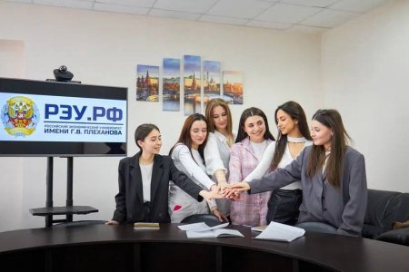 В преддверии Международного дня дружбы обучающиеся нашего филиала приняли активное участие в онлайн-акции #МостДружбыМОН