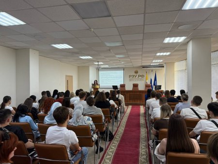 Сегодня в нашем филиале проходит встреча руководства со студентами 1 курса